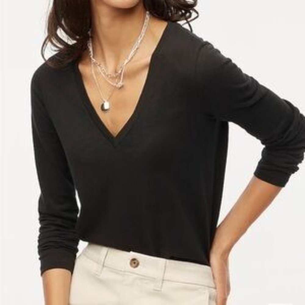 J. Crew Long-Sleeve Vintage Slub Cotton V-Neck Tee in Black